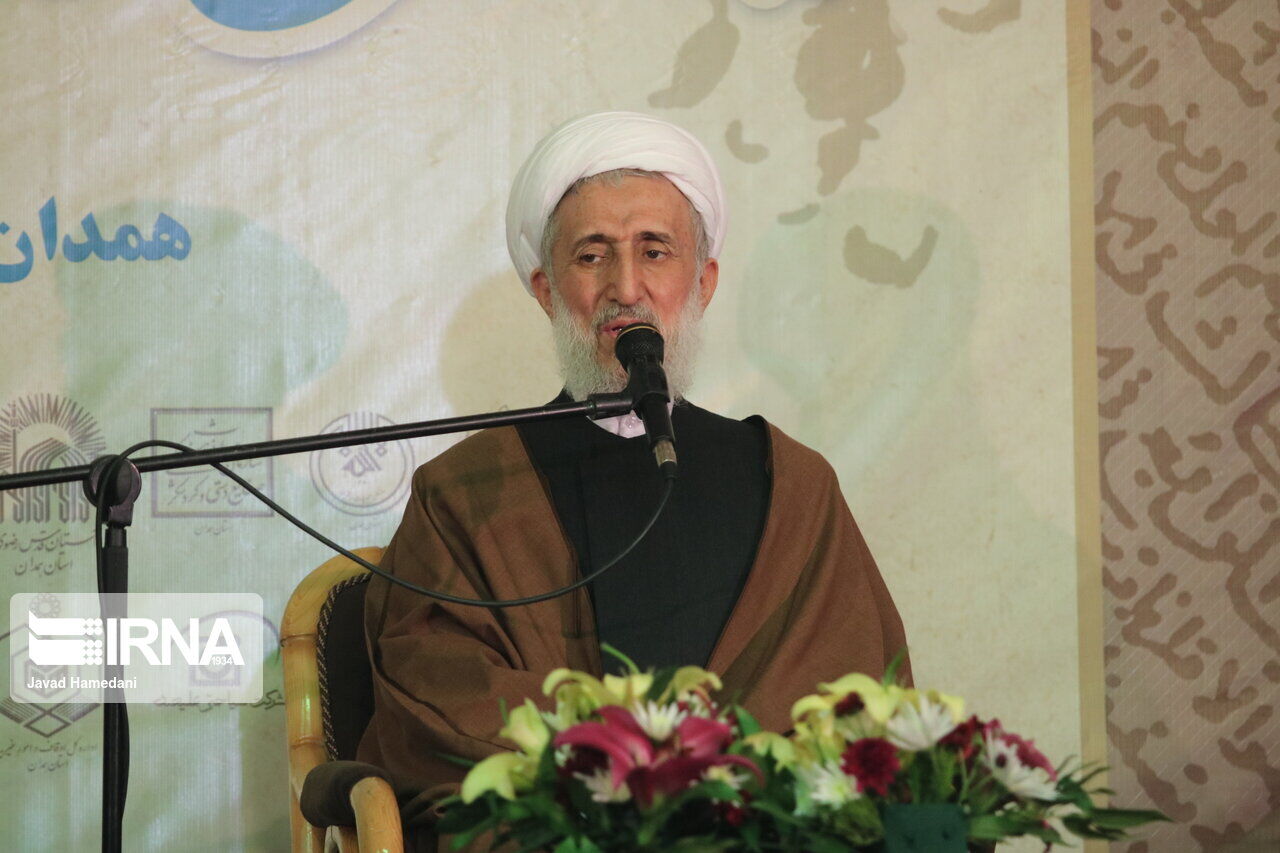 تحریف دین در طول تاریخ موجب پراکندگی جوامع اسلامی شده است