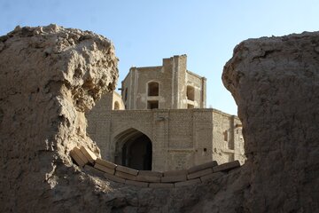 ارگ قجری روستای علاء سمنان