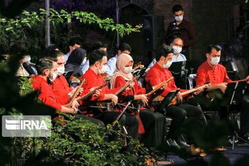 Kahjouye Kermani Orchestra online concert at Coronavirus time