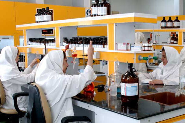 داروهای درمانی و ضد ویروس کرونا باید به تائید وزارت بهداشت برسد