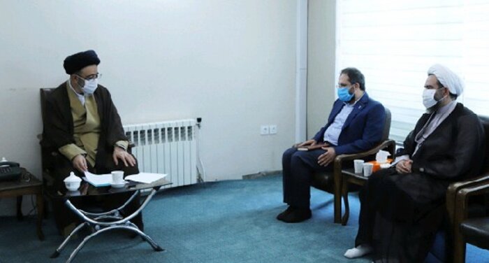 دانشگاه ها رسالت سنگینی برای مقابله با هجمه های دشمنان دارند