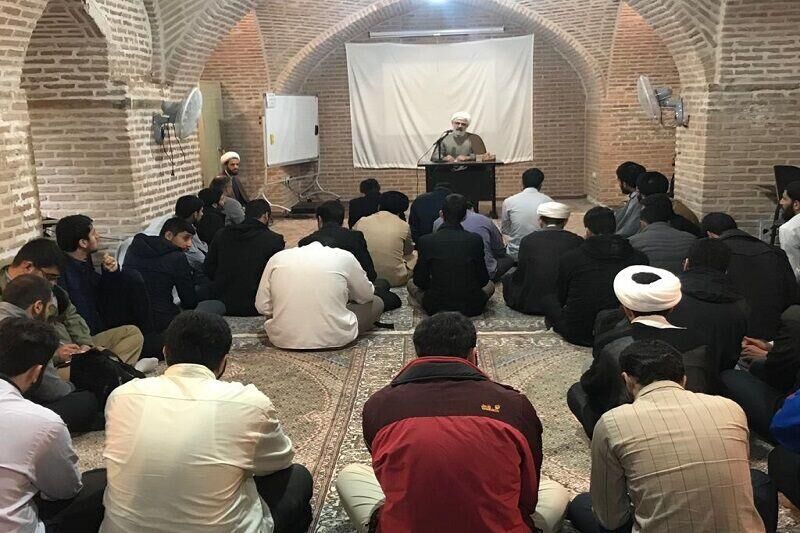 طرح امامان محلات در 10 منطقه استان قزوین اجرا شده است