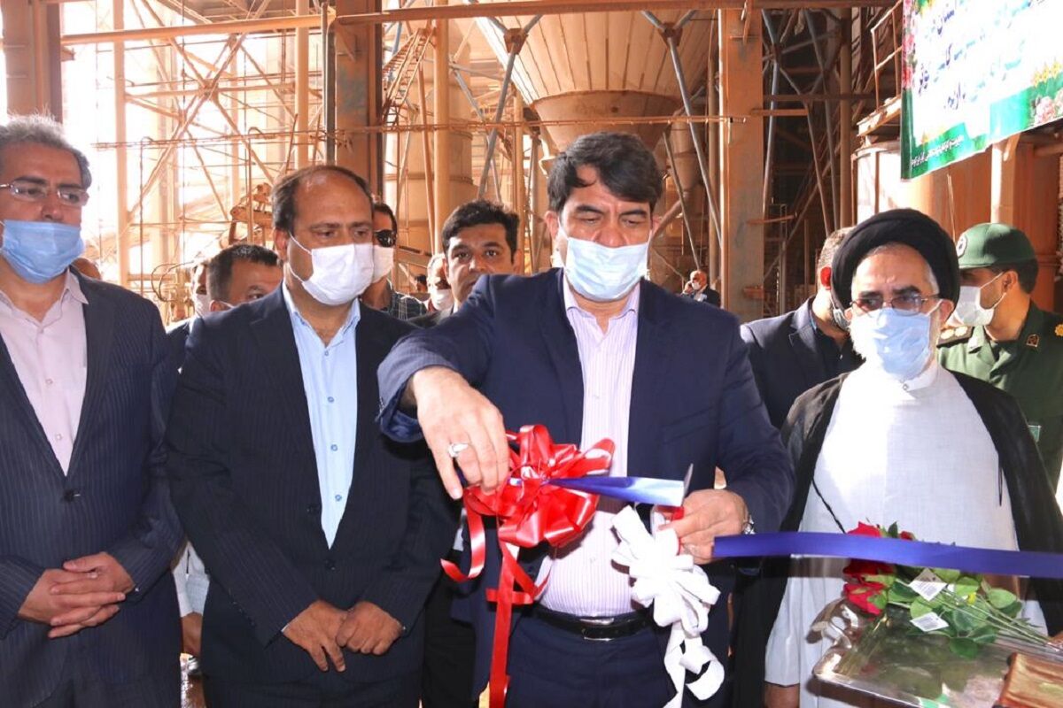 یک واحد تولید خاک گرانول در ابرکوه به بهره‌برداری رسید