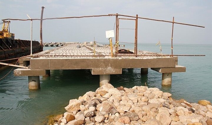 تبدیل بندر وارداتی دیر به مرکز صادارت 4