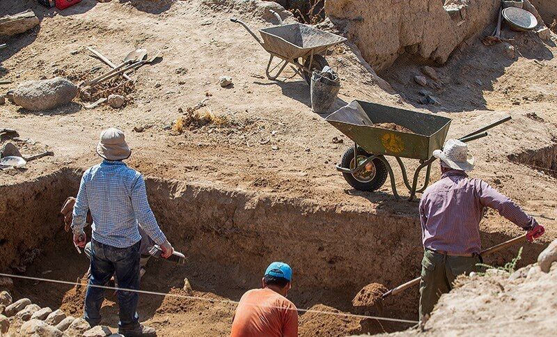 کاوش در 2 گور دسته جمعی هفت تپه شواهد ناشناخته‌ای از عیلام میانه معرفی کرد