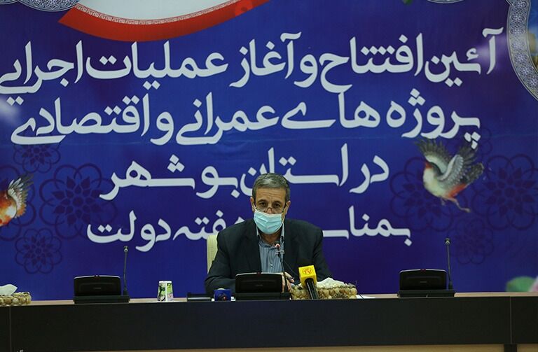 استاندار بوشهر: حرکت چرخ اقتصاد کشور با تلاش مسئولان و پشتیبانی مردم ادامه دارد