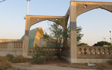 آرامگاه قیصر امین پور