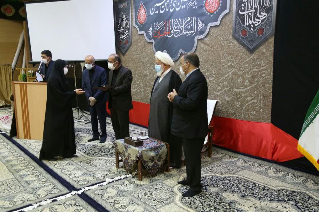 امام جمعه یزد: ایثار کادر درمان ایران در دنیا بی‌نظیر است