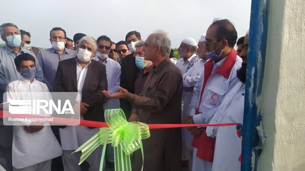 زمین چمن مصنوعی مینیفوتبال روستای کمشهر کنارک افتتاح شد