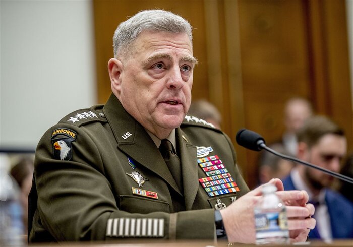 رییس ستاد مشترک ارتش آمریکا با نمایندگان طالبان گفت‌وگو کرد