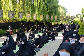 ۵۴ هزار بانوی تهران در طرح «زیر آسمان روضه» شرکت کردند