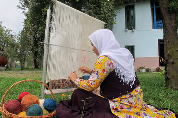 Les femmes artisanes de Rezvanchahr au nord de l’Iran‎