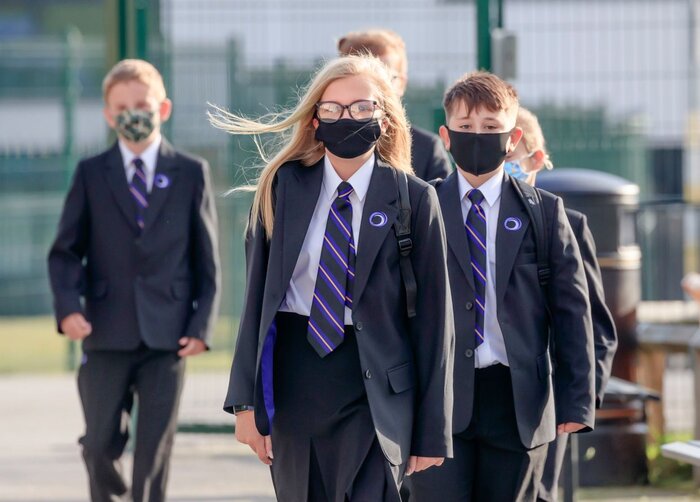 بازگشایی مدارس انگلیس در سایه وحشت از سیاست‌های دولت و کرونا