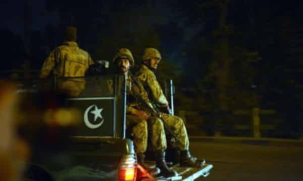 سه نظامی پاکستان در انفجار تروریستی کشته شدند