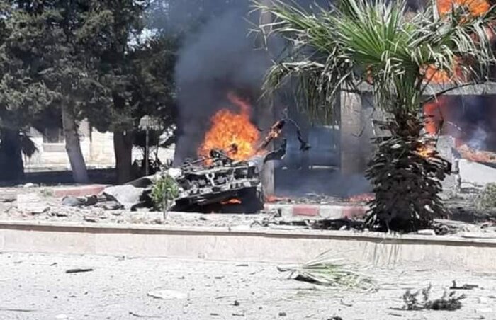 کاروان نظامیان آمریکایی در بغداد با بمب کنار جاده ای هدف گرفته شد