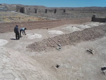 مرمت کاروانسرای آهوان سمنان در حال انجام است