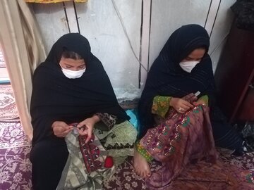 ۵٠ زن خودسرپرست در ایرانشهر خودکفا شدند