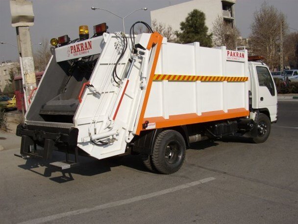 ورود خودروی مکانیزه ویژه نظافت به ناوگان خدمات شهری تهران 