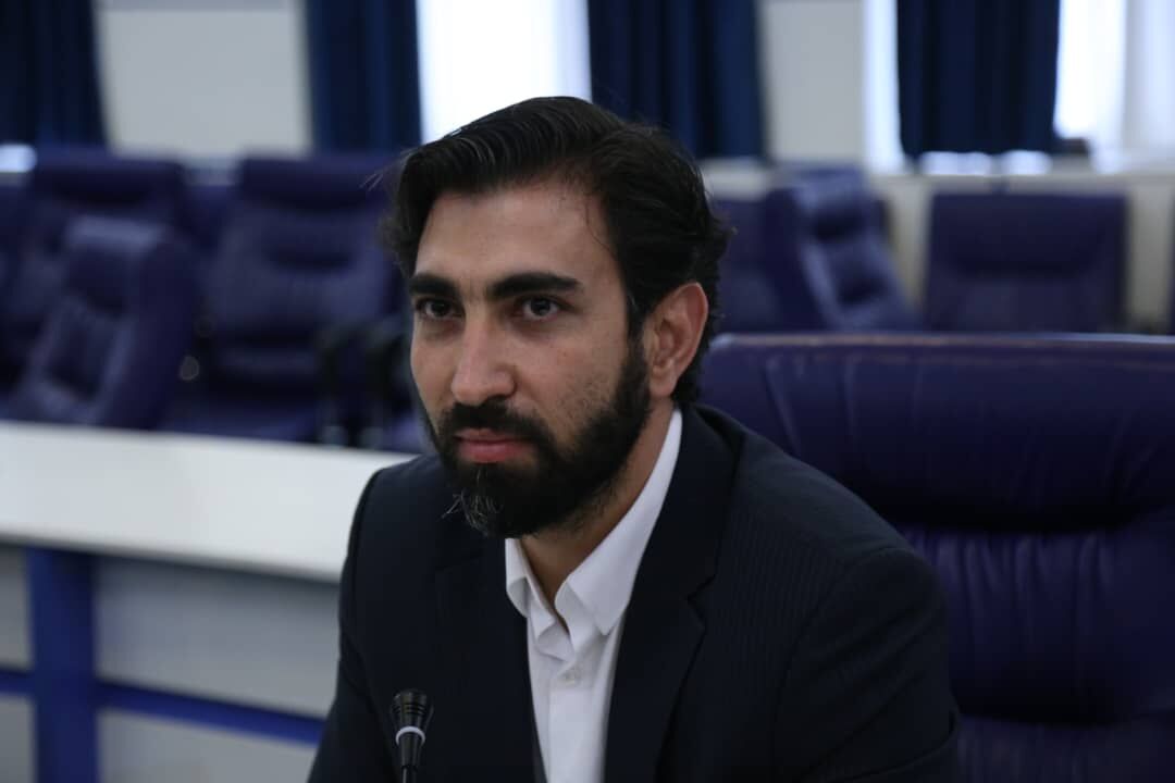 خط دوم راه آهن شهرستان آبیک با دستور دادستان مسدود شد