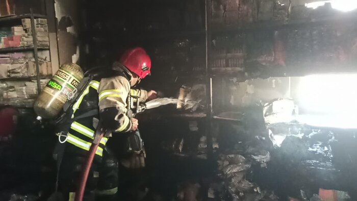 آتش سوزی در کارخانه اشتهارد مهار و کنترل شد