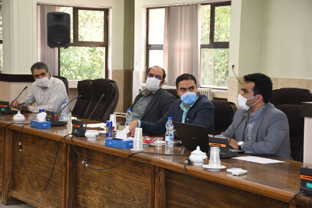 باغ گل و گیاهشناسی در شهرکرد راهاندازی میشود باغ گل و گیاهشناسی در شهرکرد راهاندازی میشود