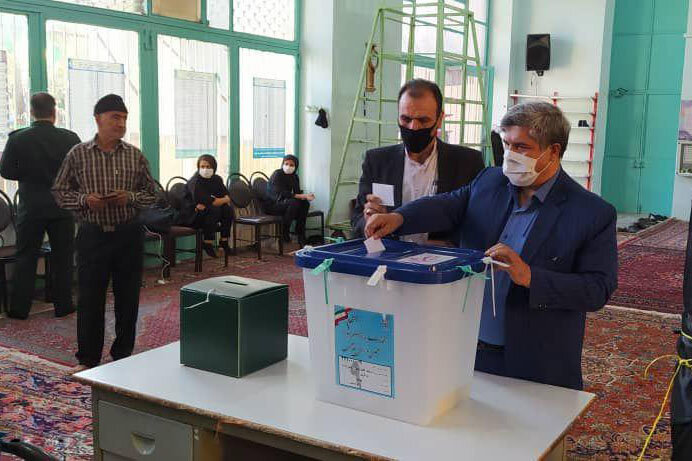 فرماندار بیجار: روند انتخابات با آرامش کامل در حال برگزاری است