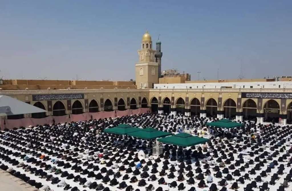 نماز جمعه پس از ۴ ماه در مسجد کوفه برگزار شد نماز جمعه پس از ۴ ماه در مسجد کوفه برگزار شد