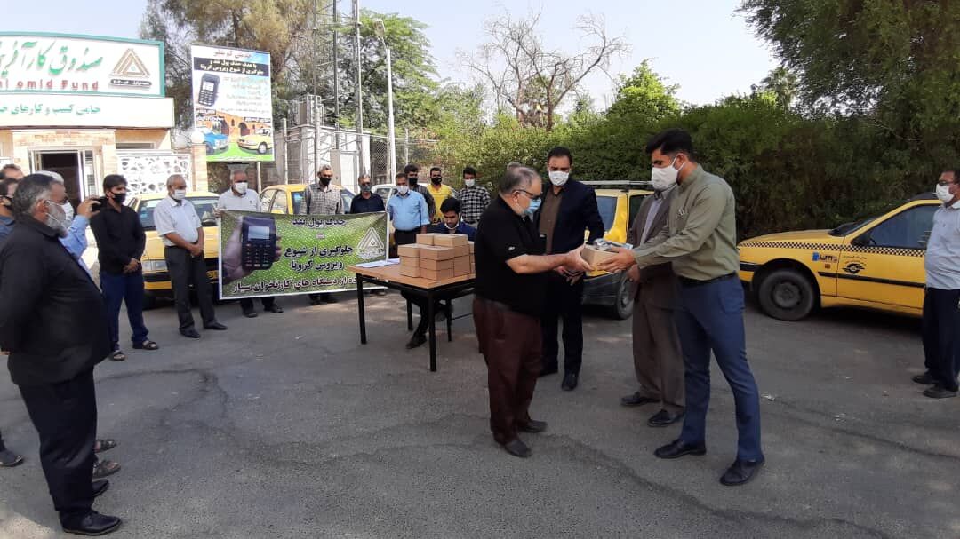یکهزار و ۱۸۷ دستگاه کارتخوان به ناوگان حمل و نقل عمومی دزفول واگذار شد یکهزار و ۱۸۷ دستگاه کارتخوان به ناوگان حمل و نقل عمومی دزفول واگذار شد