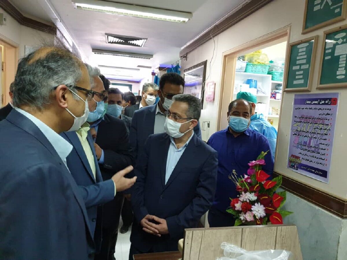 معاون وزیر بهداشت از بیمارستان شهید آتشدست نهبندان بازدید کرد