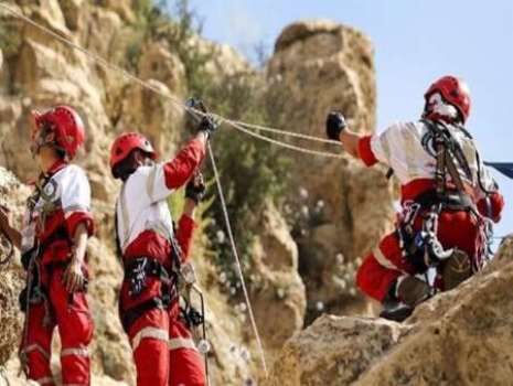 کوهنوردان گرفتار در ارتفاعات جزیره اسلامی اسکو نجات یافتند کوهنوردان گرفتار در ارتفاعات جزیره اسلامی اسکو نجات یافتند