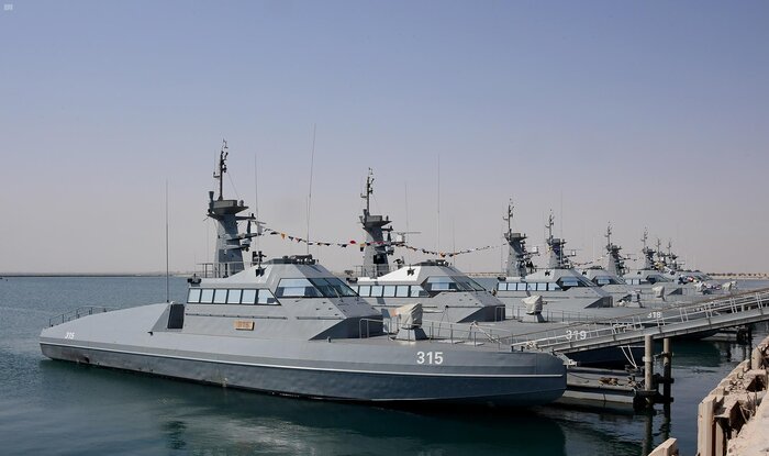 عربستان سری جدید قایق‌های تندروی فرانسوی را تحویل گرفت