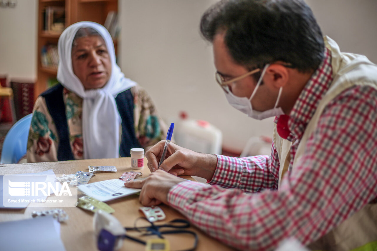 خدمات رایگان پزشکی به بیماران روستایی در مهاباد ارایه شد