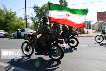 Iran's Sacred Defense Week with military parades