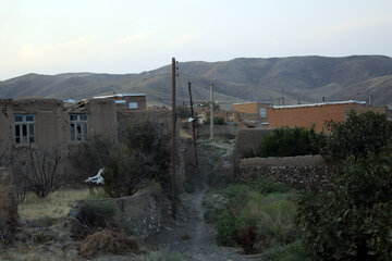 روستای گورچین قلعه