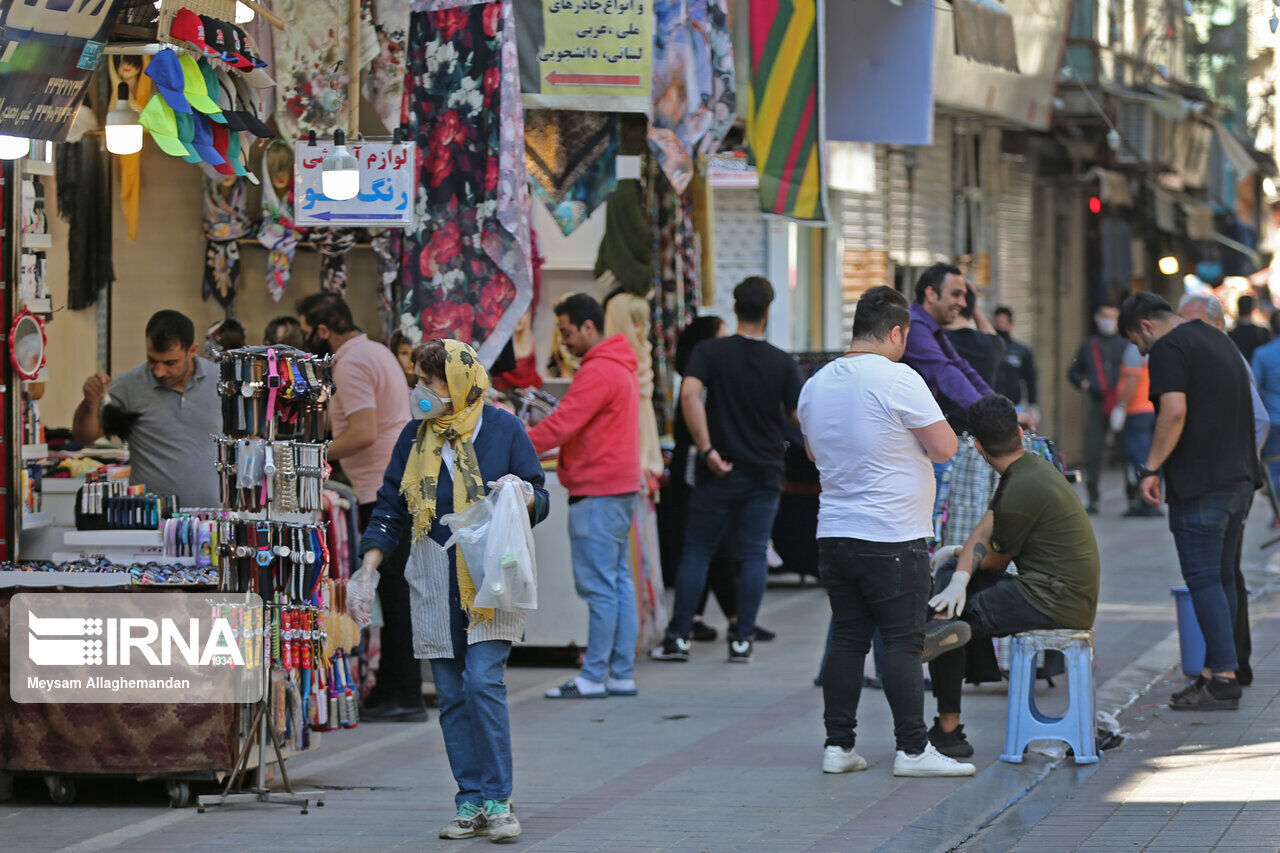 ۱۵ آذر، فعالیت برخی اصناف تهران از سر گرفته می‌شود