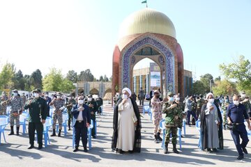 غبارروبی گلزار شهدا در ارومیه