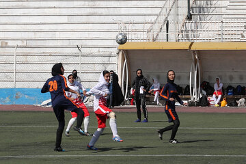 نخستین دوره مسابقات فوتبال بانوان در مشهد