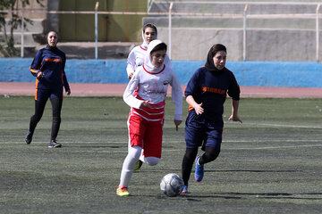 نخستین دوره مسابقات فوتبال بانوان در مشهد