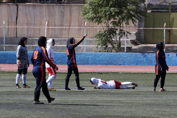 نخستین دوره مسابقات فوتبال بانوان در مشهد