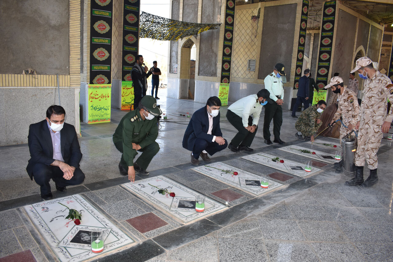 قبور مطهر ۱۵۸ شهید بهاباد غبارروبی و گلباران شد و دو خبرکوتاه از یزد