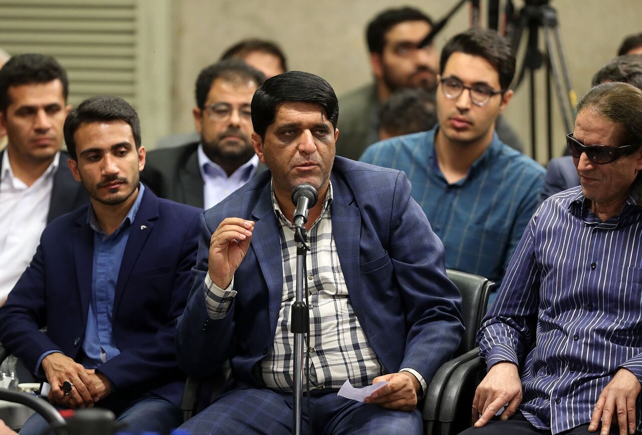 شاعر بوشهری: شاعران جوان، مضمون‌های تازه دفاع مقدس را کشف کنند