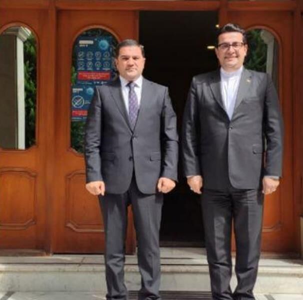 Iran, Nakhchivan envoys review ways to develop ties