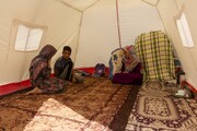 بیش از ۶ هزار چادر در بین زلزله زدگان خوی‌ توزیع شد