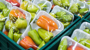 مدرس کارآفرینی: مصرف محصولات کشاورزی بسته‌بندی‌شده  در روزهای کرونایی ترویج شود