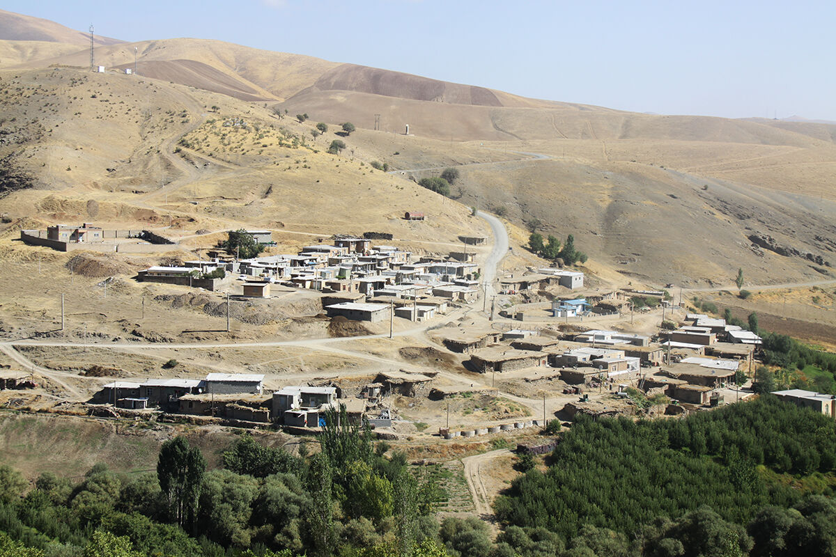 "باگردان" آذربایجان‌غربی روستایی مُزین به نام ۱۸ شهید 