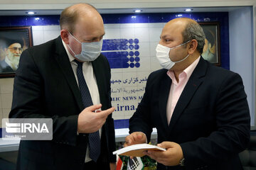 Head of ECO meets with IRNA chief