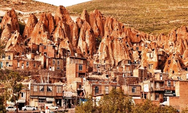 فرماندار اسکو: ساخت و سازهای غیرمجاز مانع اصلی ثبت جهانی کندوان است
