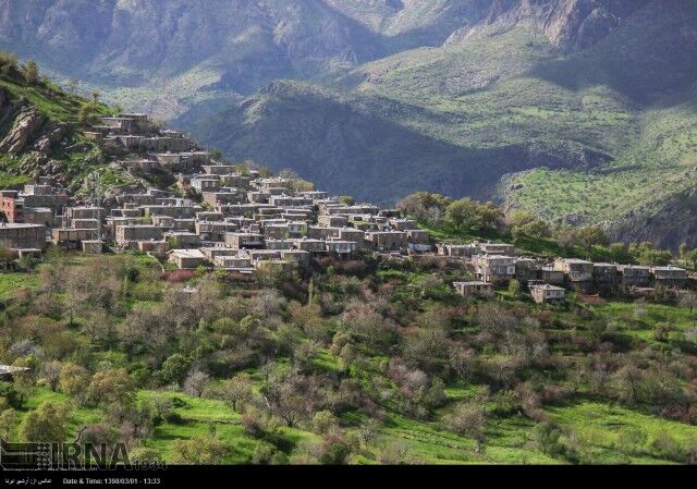 زمینه شکوفایی اقتصاد بخش "ززو ماهرو" الیگودرز فراهم شد