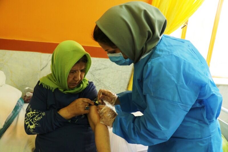 2200 واحد واکسن آنفلوآنزا به مرکز سالمندان کهریزک تحویل شد