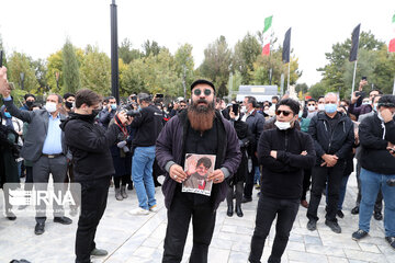 Many fans of Mohammad- Reza Shajarian gathered in Tomb of Ferdowsi